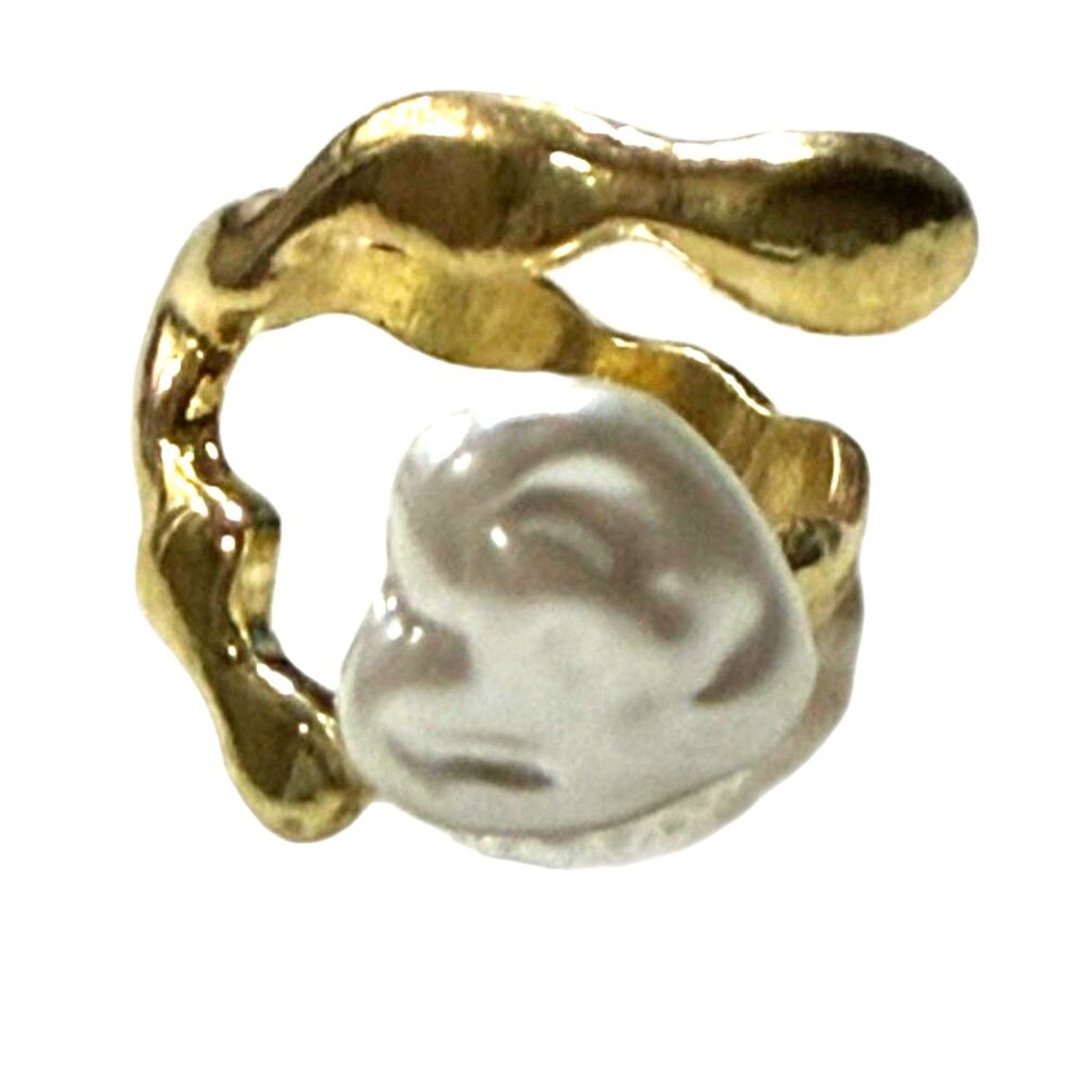 NWT Gold Tone Adjustable heart Shaped Imitation Pearl Ring Modern Design